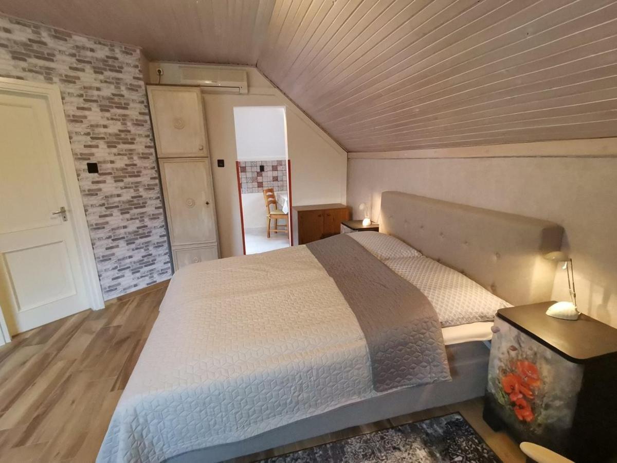 Marika Apartman Hajduszoboszlo Ngoại thất bức ảnh
