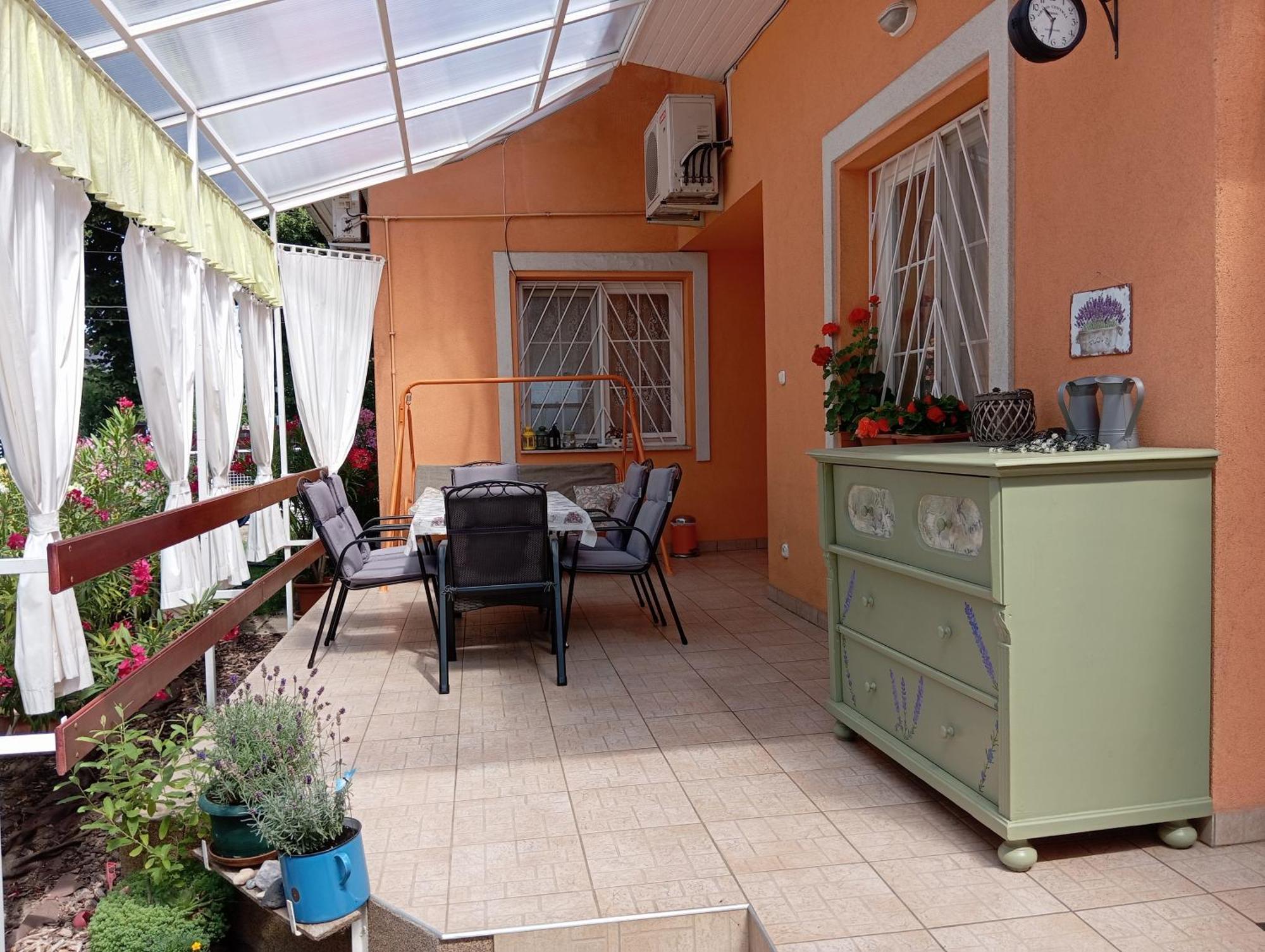Marika Apartman Hajduszoboszlo Ngoại thất bức ảnh